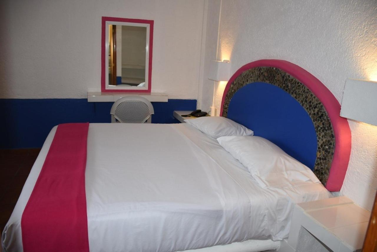 Hotel Pachuca Inn Экстерьер фото