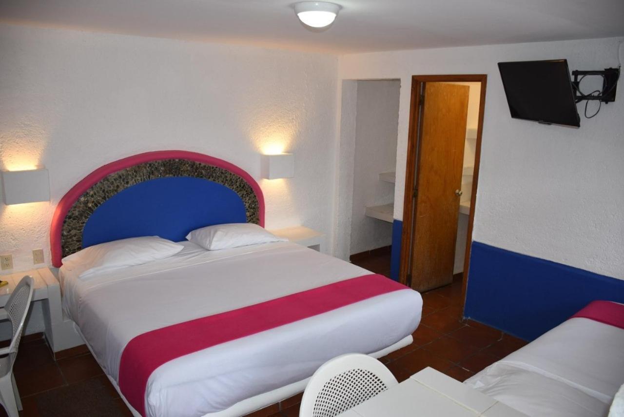 Hotel Pachuca Inn Экстерьер фото